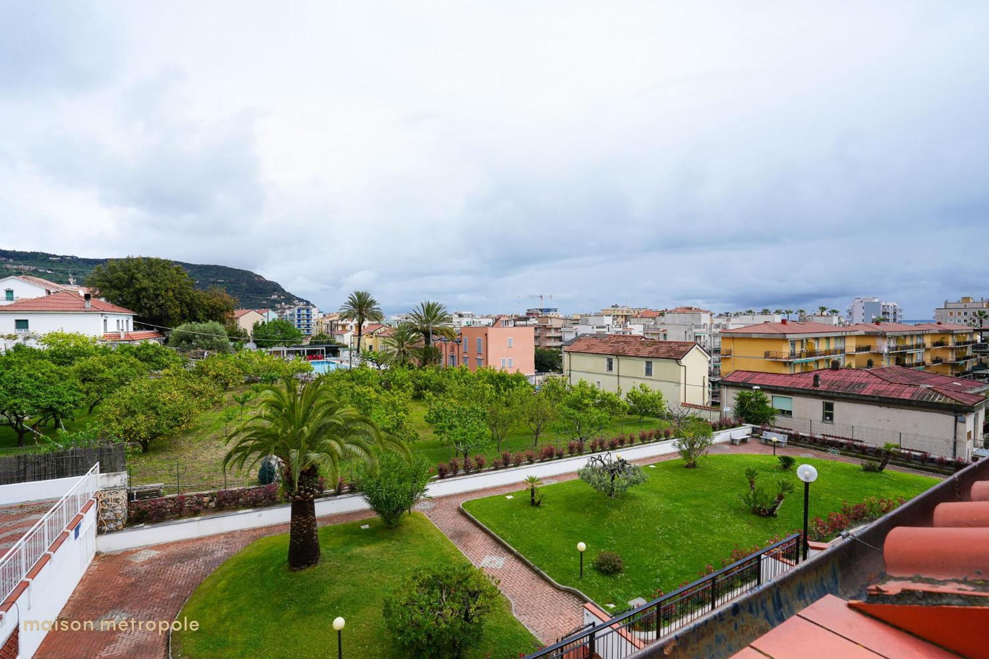 Moresco Apartment Pietra Ligure Exteriör bild